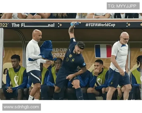 4月16日球星生日盘点:足坛传奇人物诞生的精彩时刻 4月16日球星生日盘点:足坛传奇人物诞生的精彩时刻