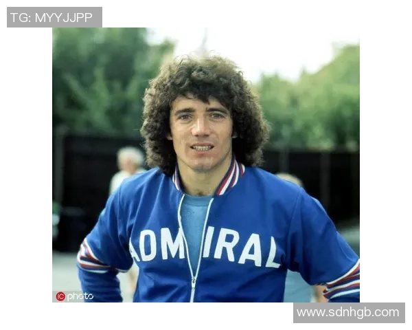 世界足坛传奇球星盘点：那些让我们铭记的足球英雄