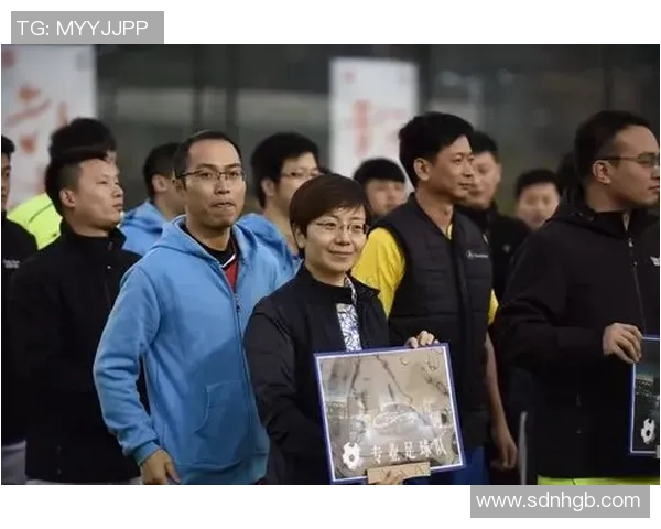 以突出个人贡献与团队精神的足球明星申报理由研究与典型示范分析